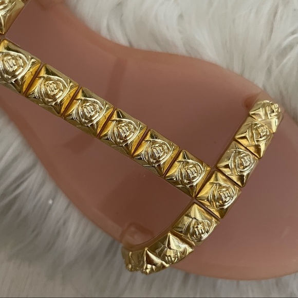 Stuart Weitzman Jelrose Sandals Nude Cream Tan Gold Studs Strappy Ankle Flat - Picture 5 of 9